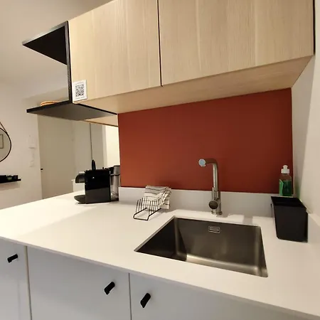 Beau Et Calme T1 Avec Terrasse Au Coeur De Kerinou Apartamento *